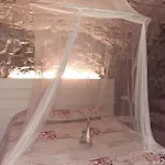 بيت ضيافة La Grotta Dell'antica Calvasino - Jacuzzi 3*