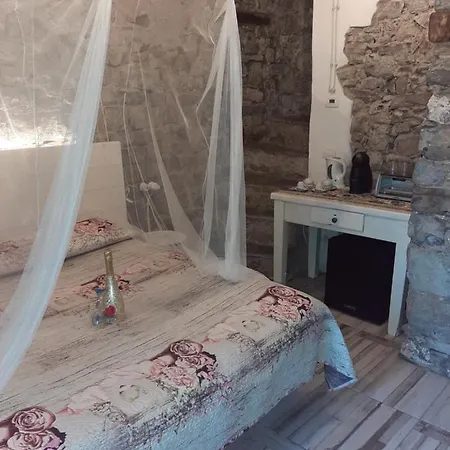 La Grotta Dell'antica Calvasino - Jacuzzi Pensjonat